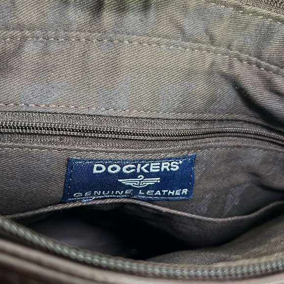 Dockers Genuine Leather Elegant Brown Handbag Zip Top Inside Pockets Vintage - Picture 3 of 10